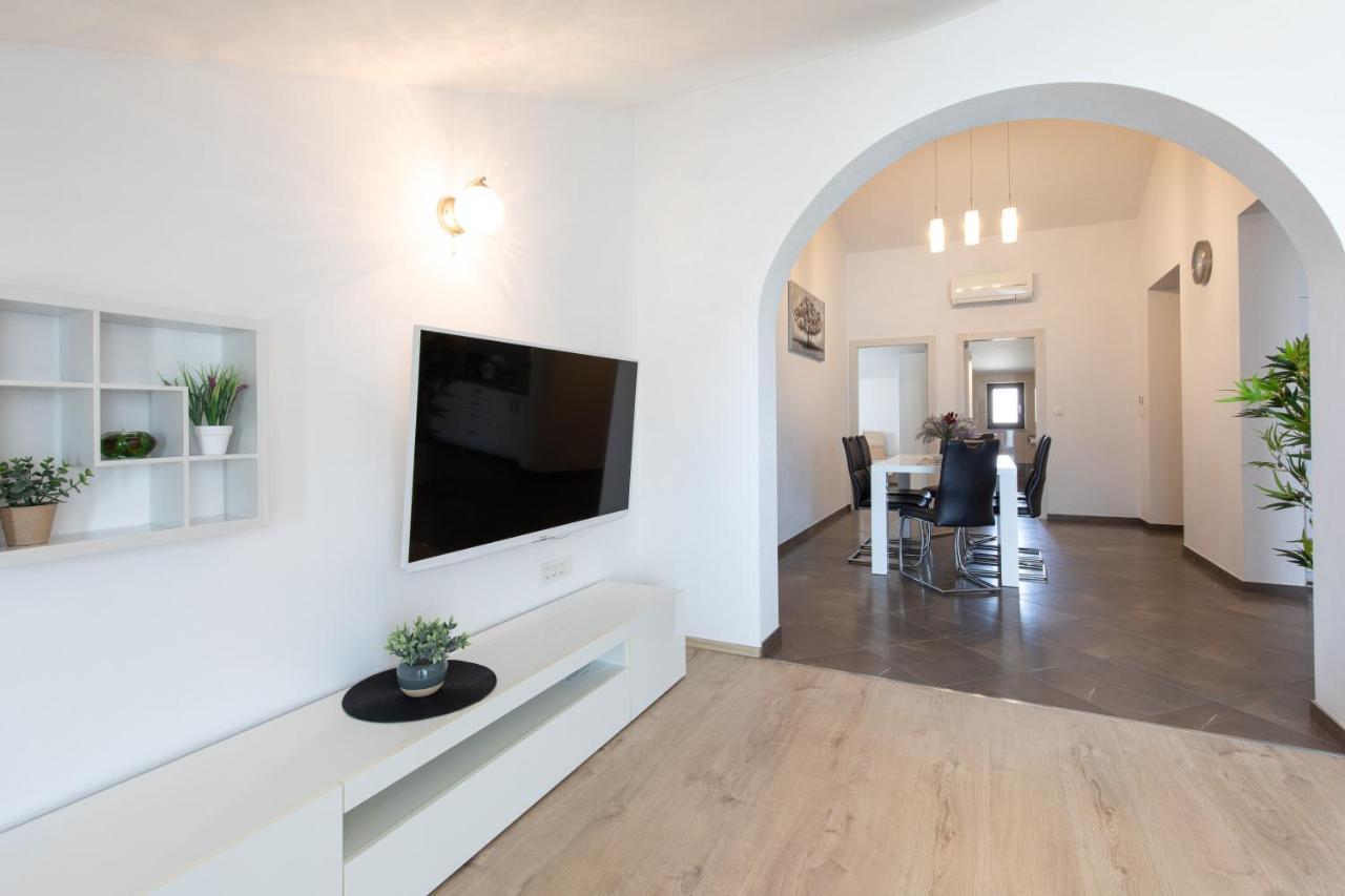 Apartments Otia Seaview Porat  Bagian luar foto