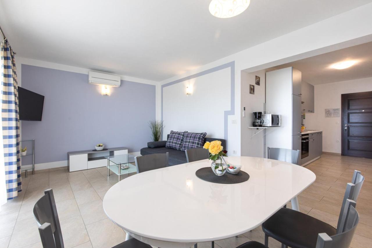 Apartments Otia Seaview Porat  Bagian luar foto