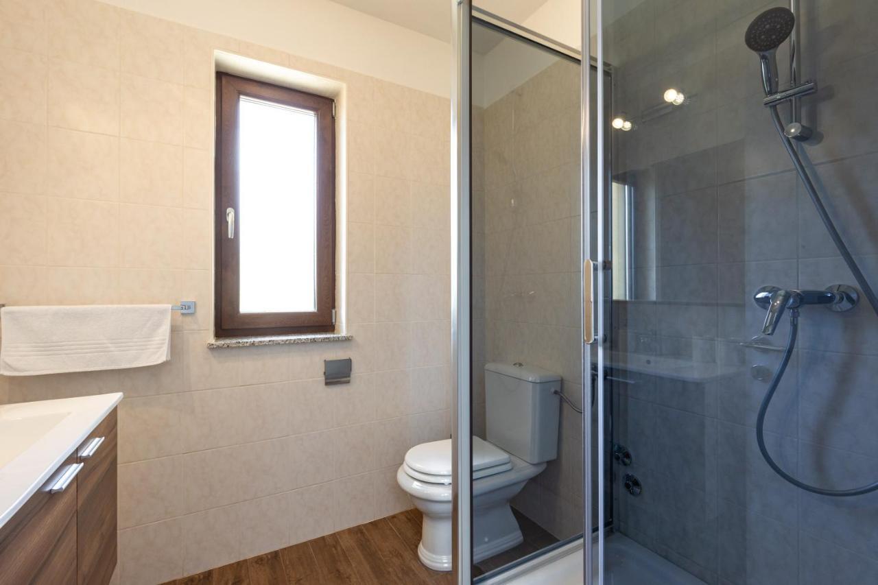 Apartments Otia Seaview Porat  Bagian luar foto
